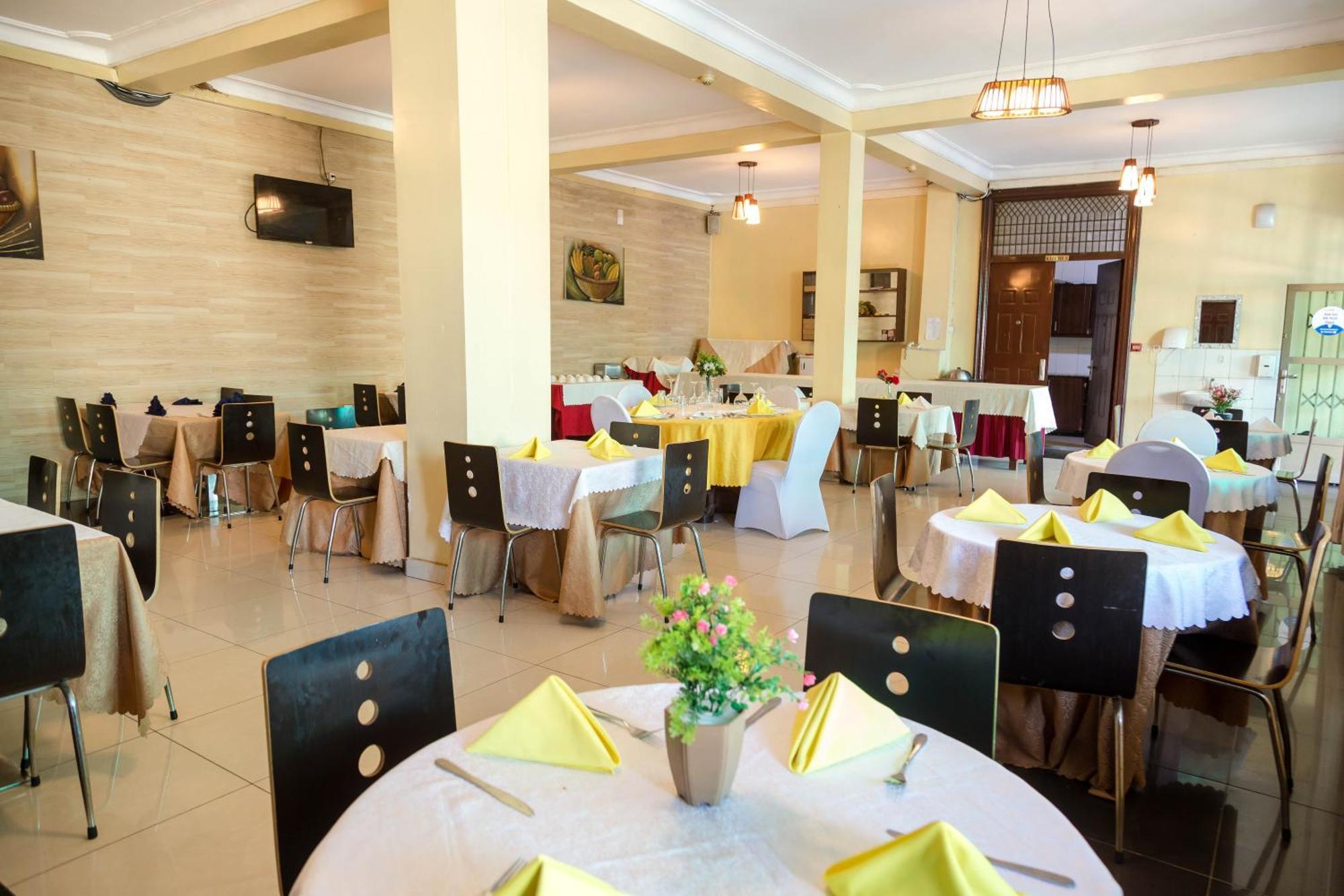 Olympic Hotel Кигали Экстерьер фото