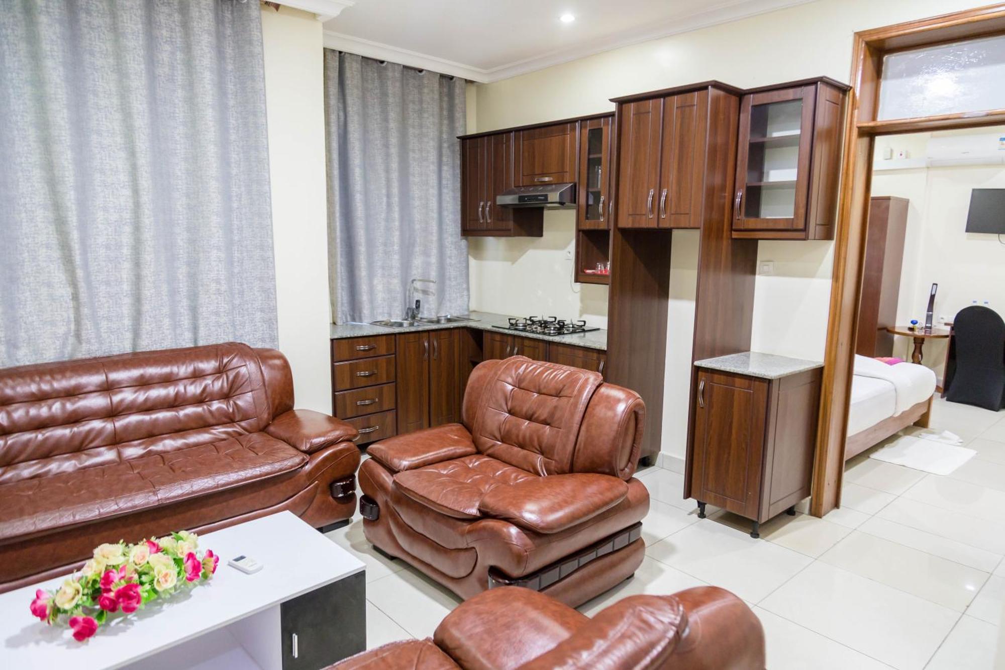 Olympic Hotel Кигали Экстерьер фото