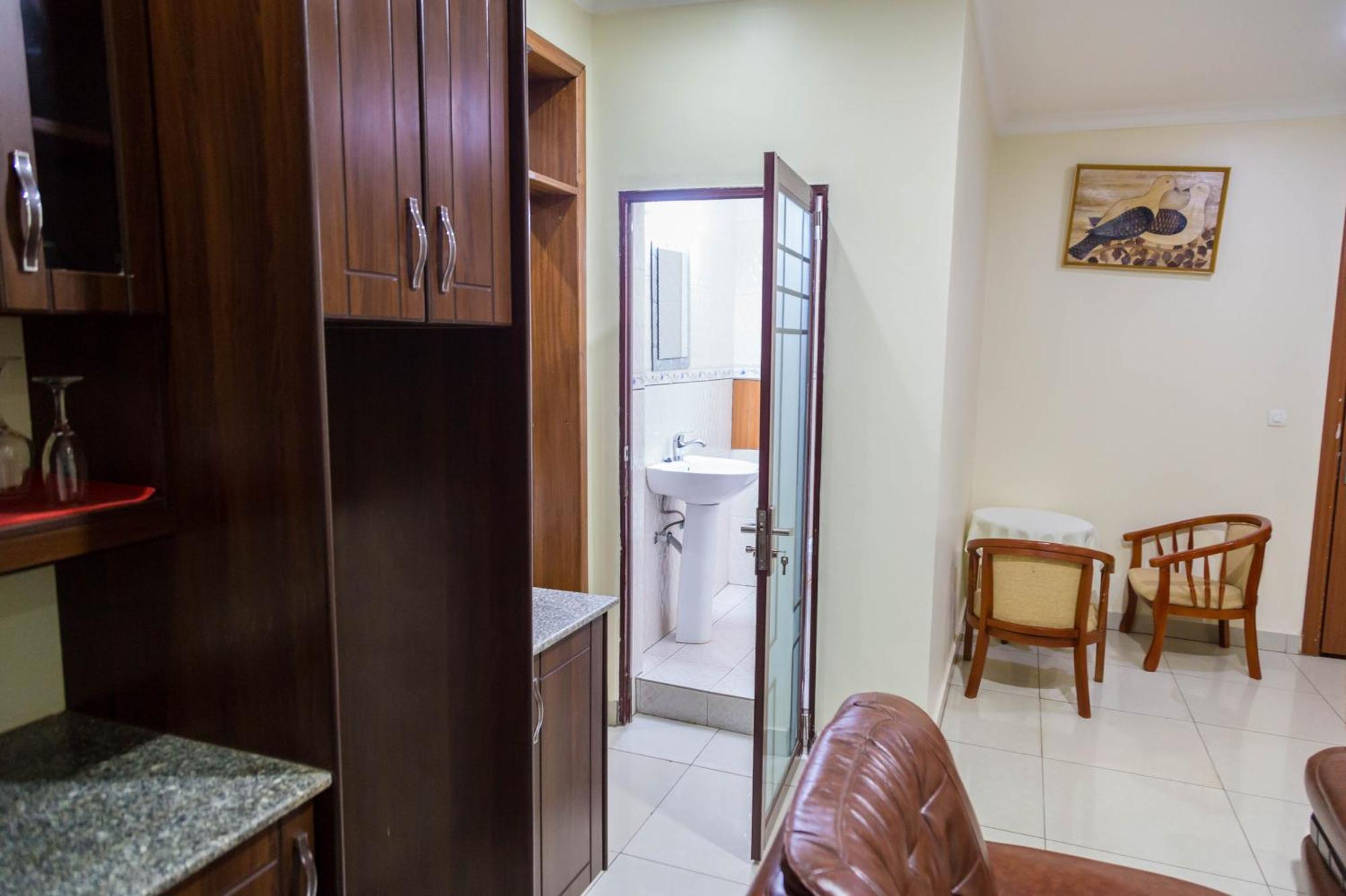 Olympic Hotel Кигали Экстерьер фото